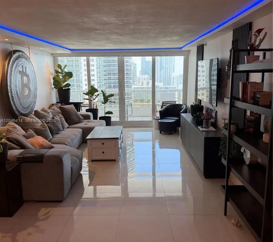1717 N Bayshore Dr # 2847, Miami FL 33132