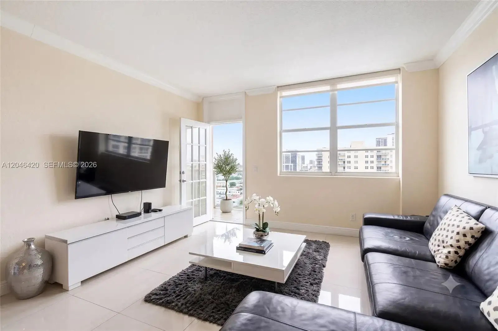19370 Collins Ave # 716, Sunny Isles Beach FL 33160 photo 2