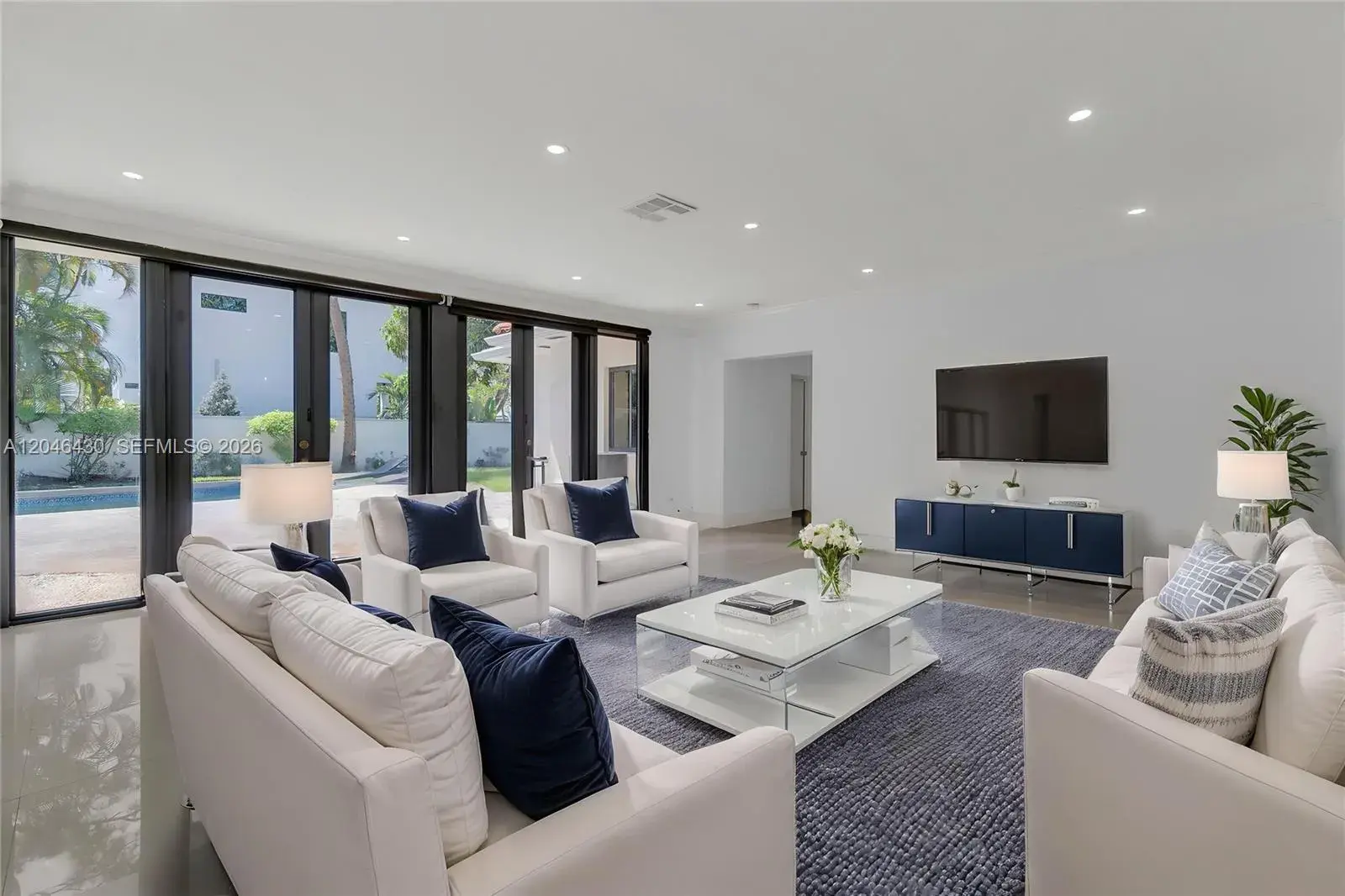 549 NE 12th Ave # 1, Fort Lauderdale FL 33301