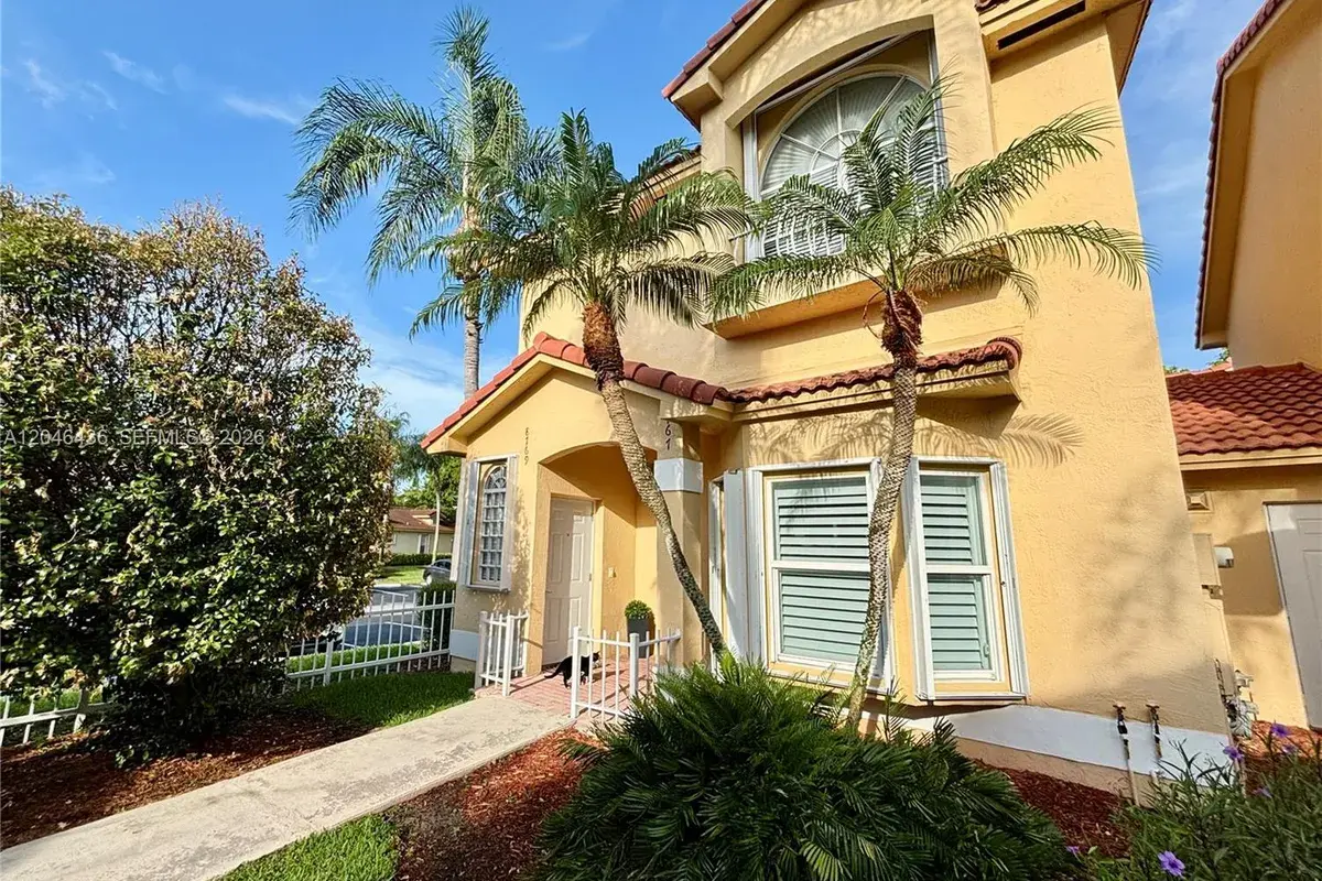 8769 SW 215th Ter # 102, Cutler Bay FL 33189
