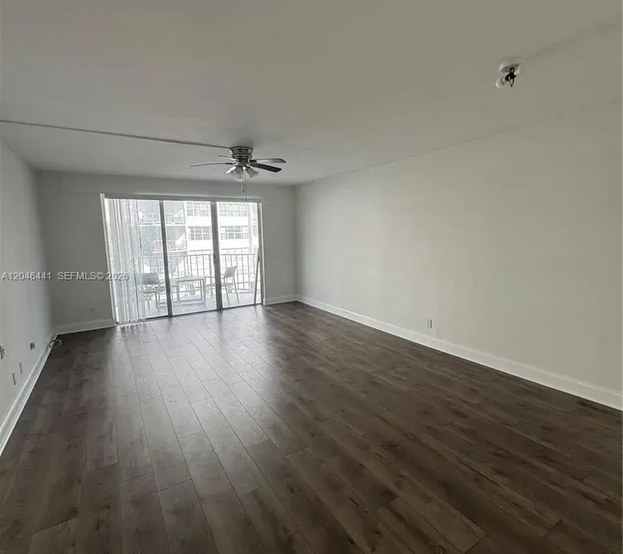 16710 NE 9th Ave # 305, North Miami Beach FL 33162