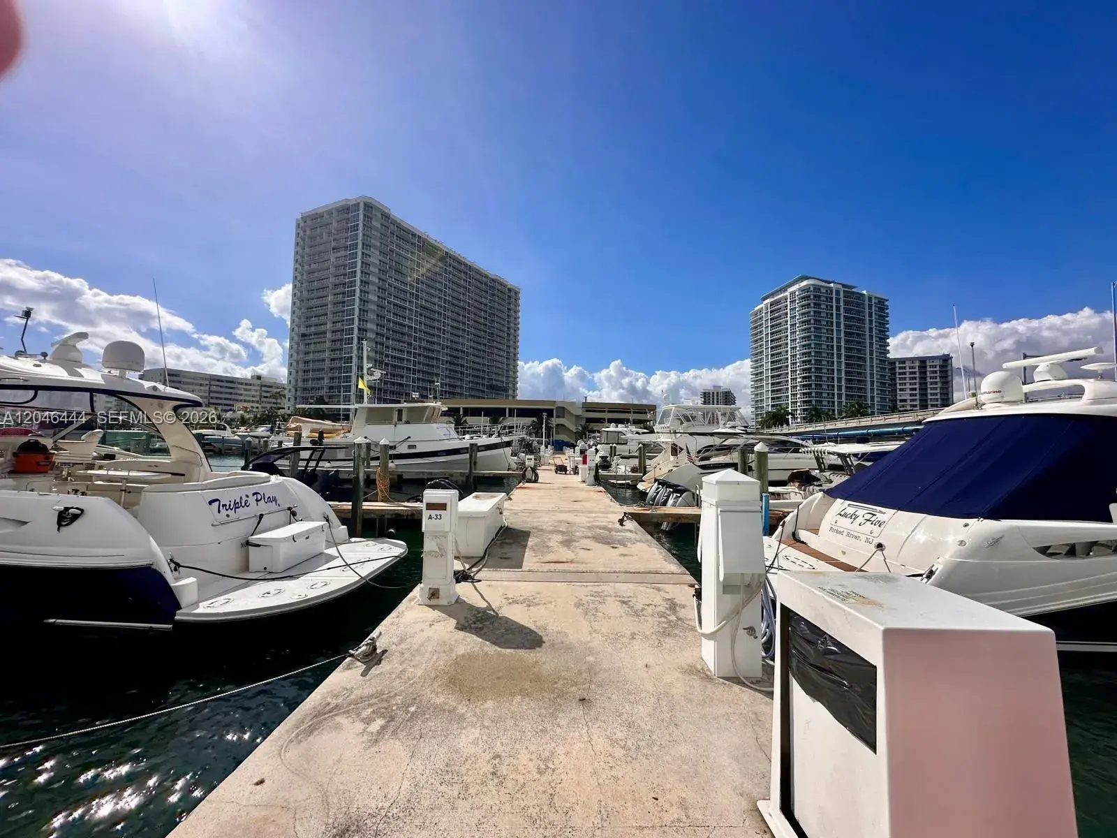 7601 E Treasure Dr, North Bay Village FL 33141