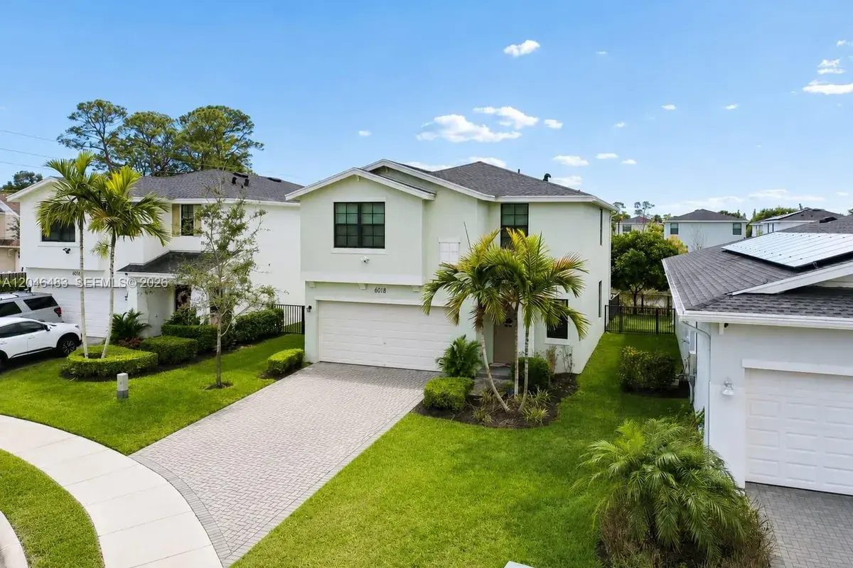 6018 Henderson Way, West Palm Beach FL 33415
