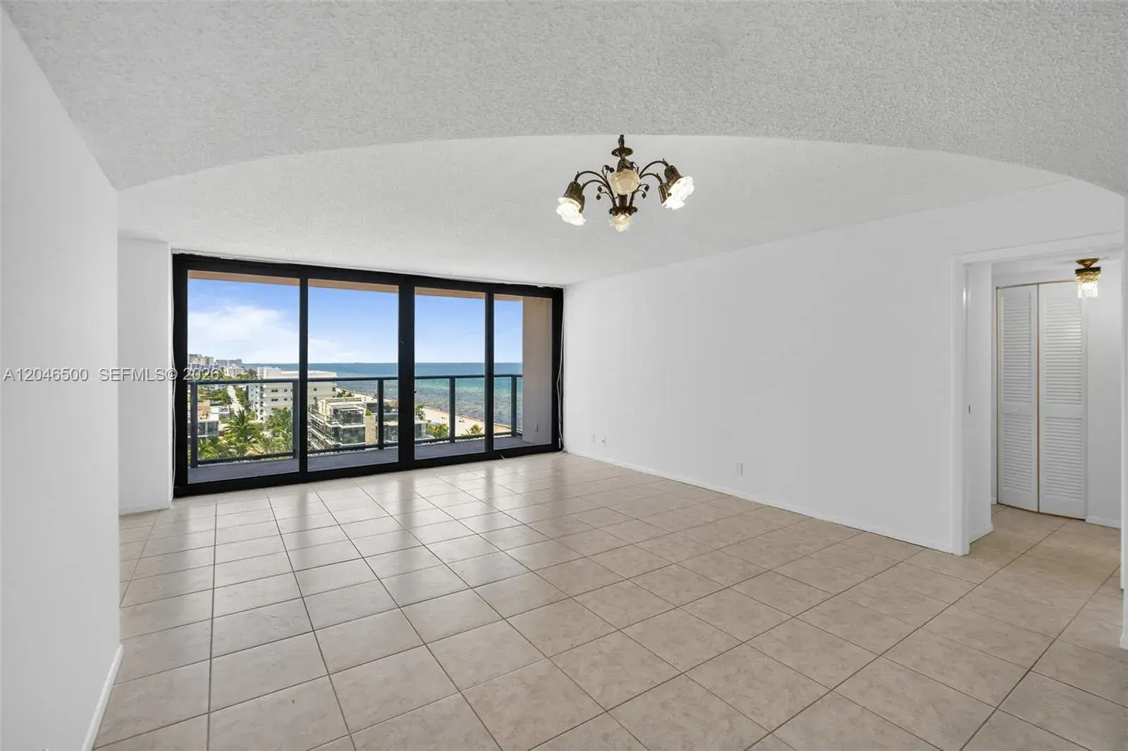2301 S Ocean Dr # 1004, Hollywood FL 33019