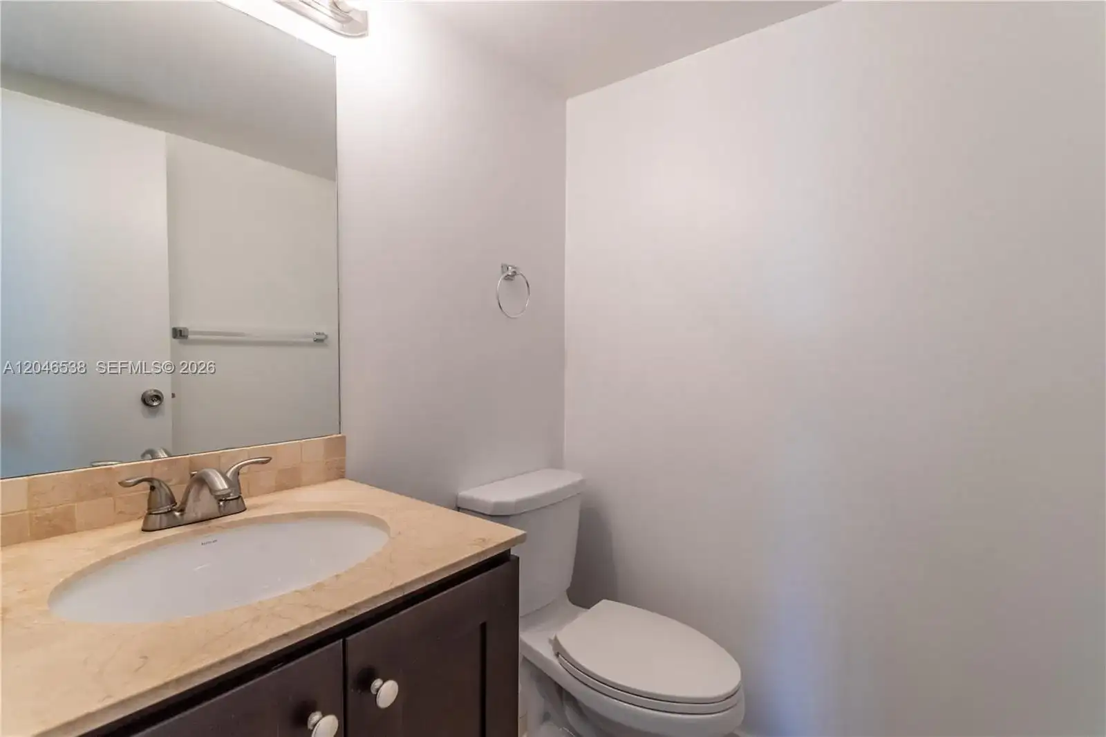 1000 Parkview Dr # 302, Hallandale Beach FL 33009 photo 4
