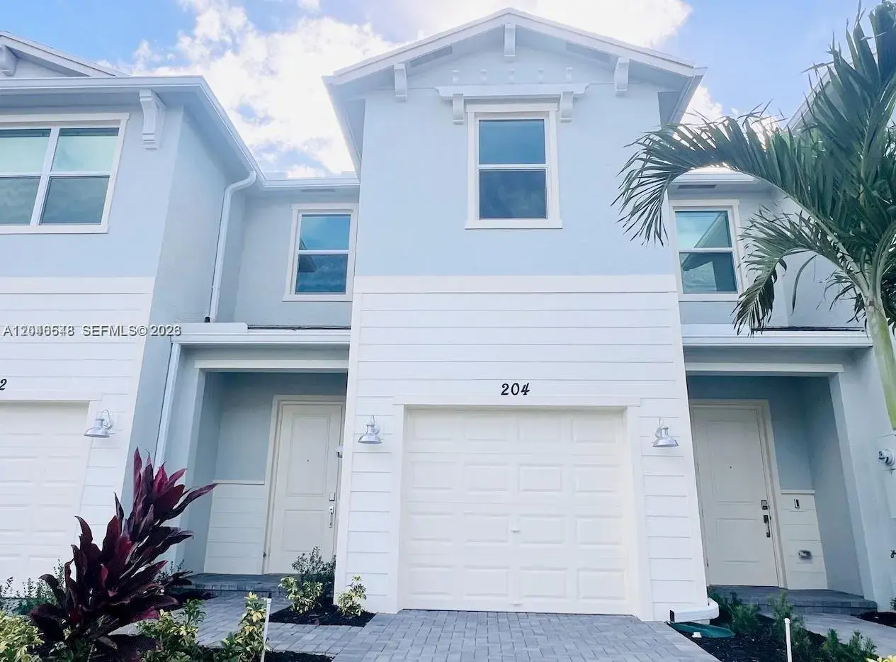 204 SE Woodbark St # 204, Port St. Lucie FL 34984