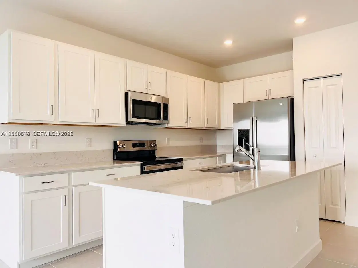 204 SE Woodbark St # 204, Port St. Lucie FL 34984