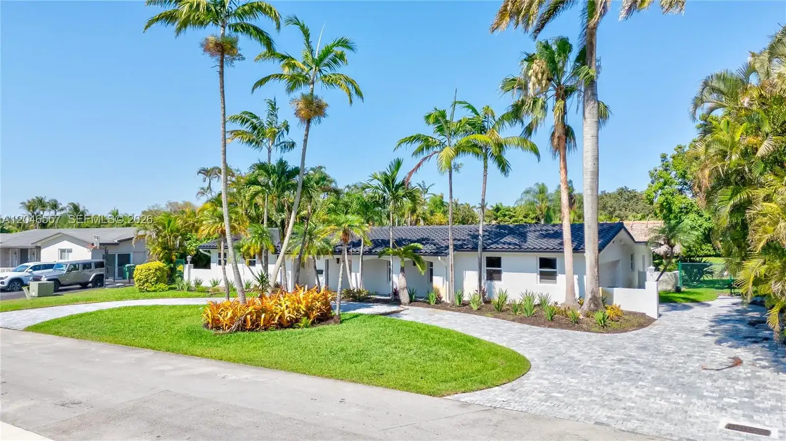 14675 SW 78th Ave, Palmetto Bay FL 33158 photo 2