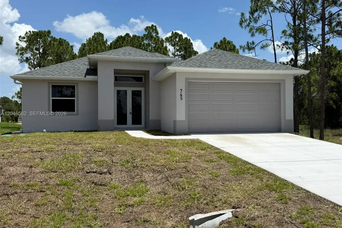 745 Manuel St E, Lehigh Acres FL 33974