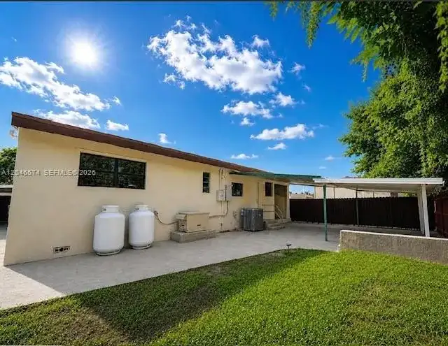 620 NW 182nd Ter, Miami Gardens FL 33169 photo 5