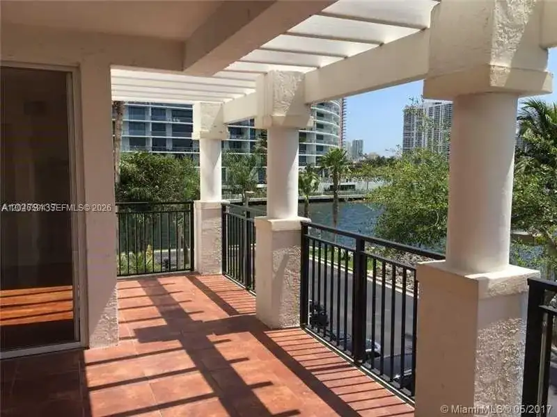 3255 NE 184th St # 12304, Aventura FL 33160 photo 4
