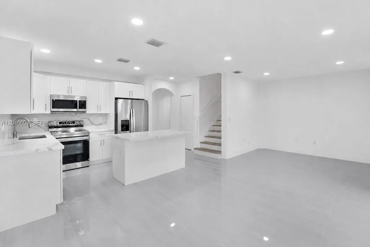 2802 SW 128th Way, Miramar FL 33027