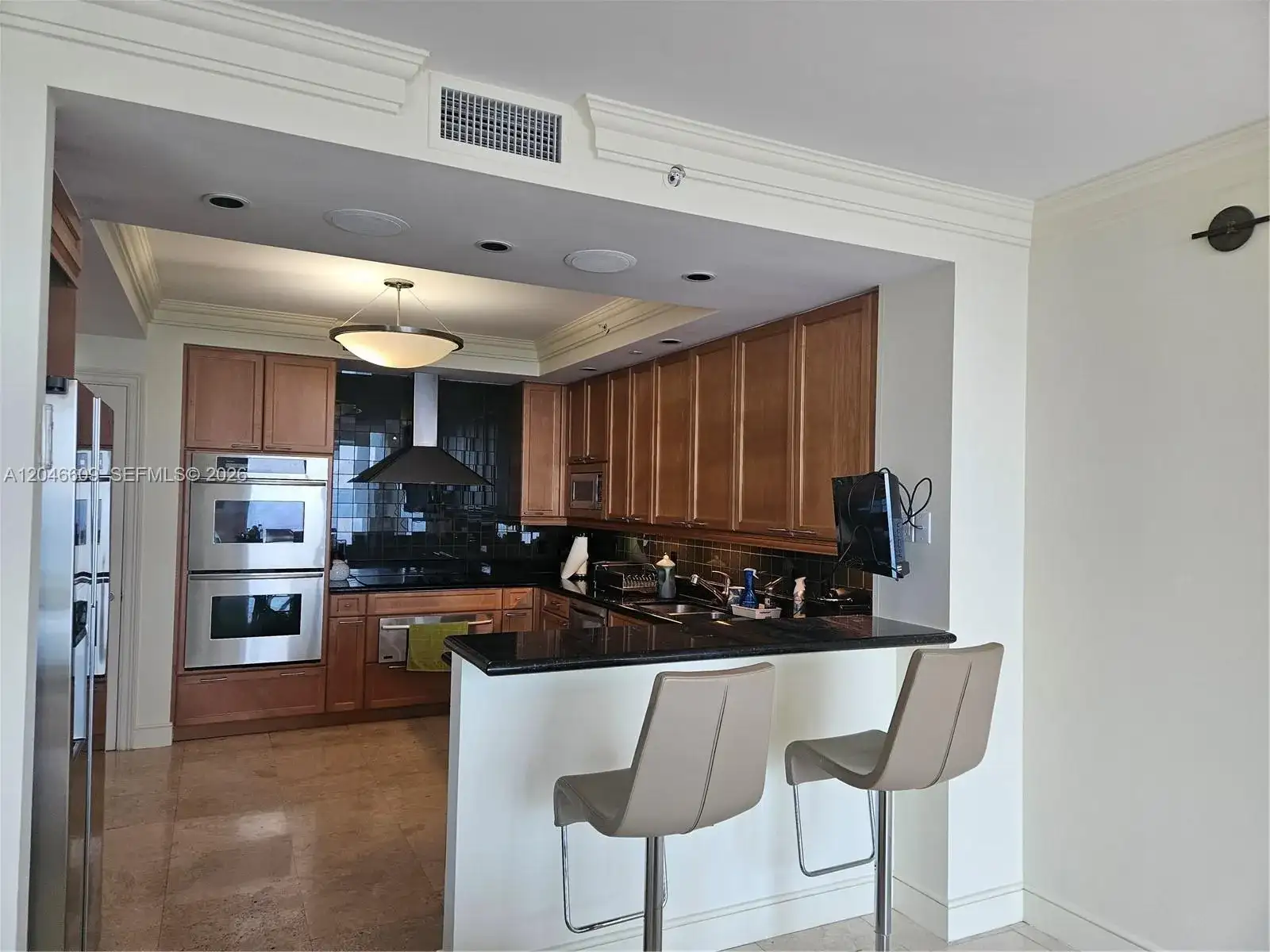 20201 E Country Club Dr # 2409, Aventura FL 33180 photo 4