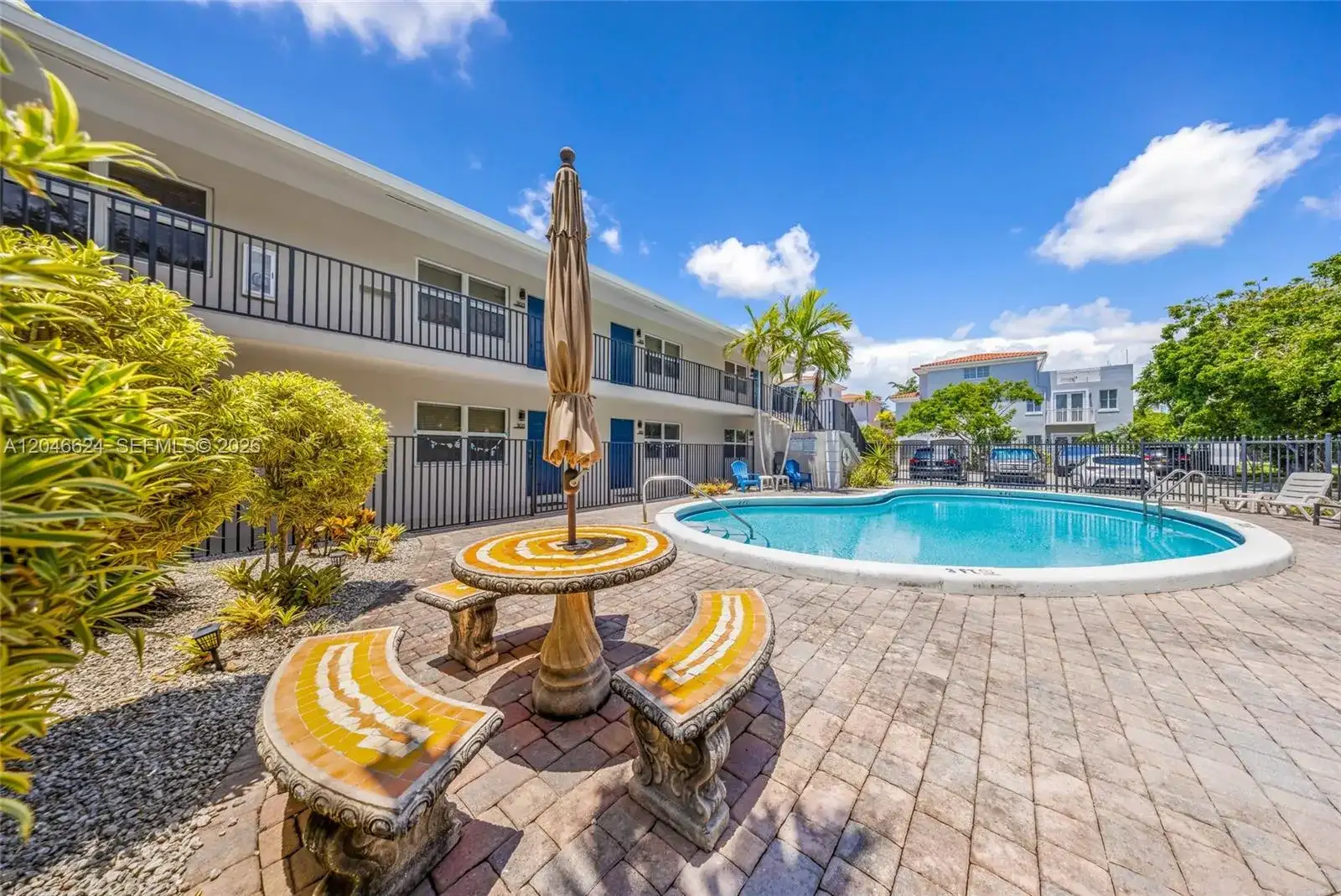 660 NE 11th Ave # 102, Fort Lauderdale FL 33304 photo 4