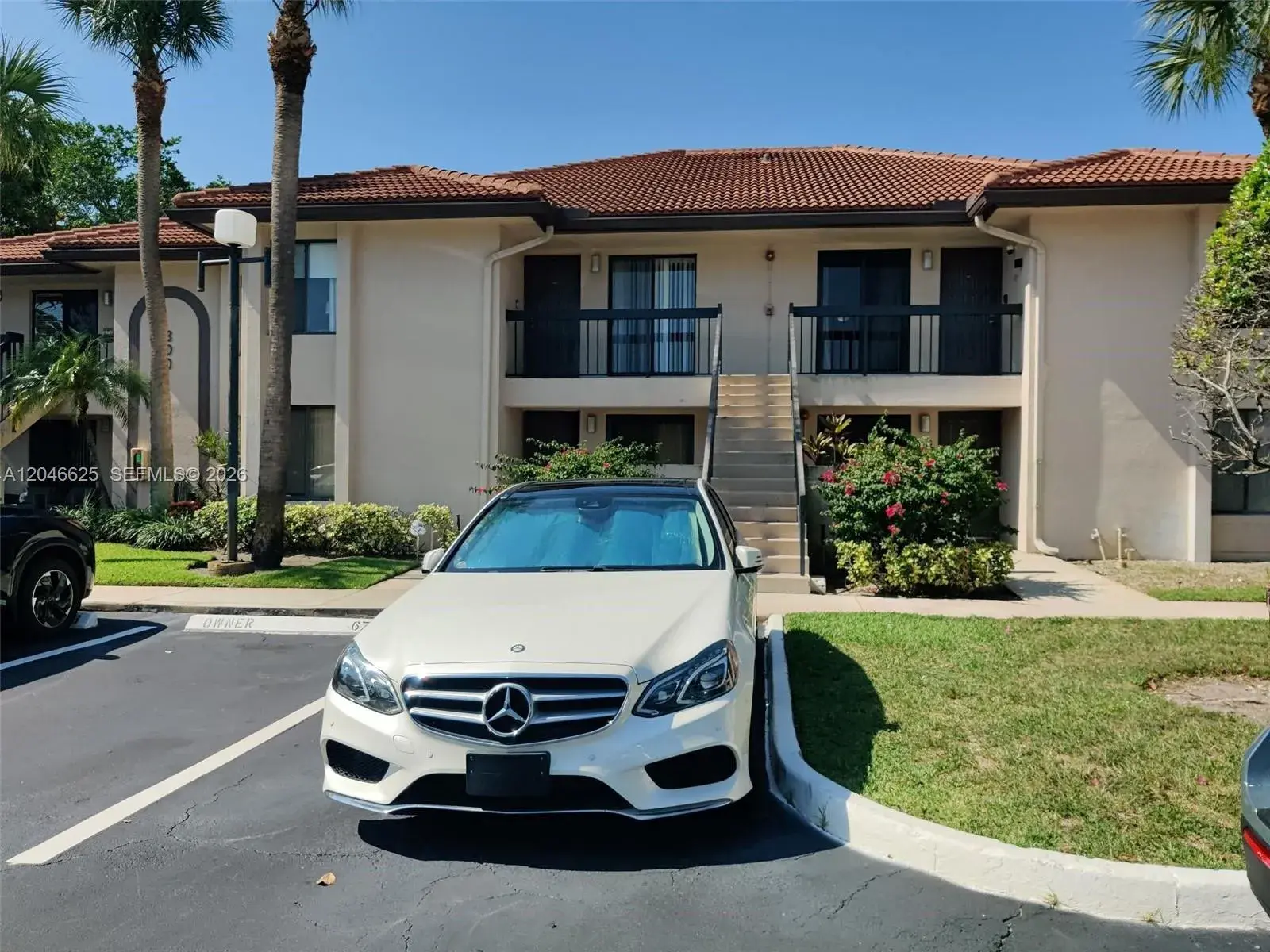 300 E Club Cir # 108, Boca Raton FL 33487