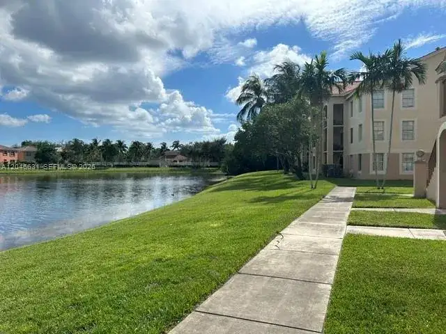 4190 San Marino Blvd # 208, West Palm Beach FL 33409 photo 4