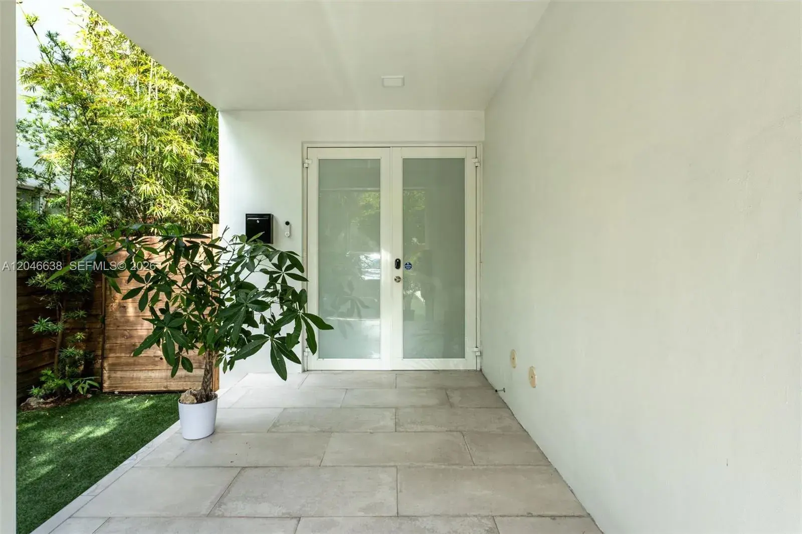 2908 Virginia St # 2908, Miami FL 33133