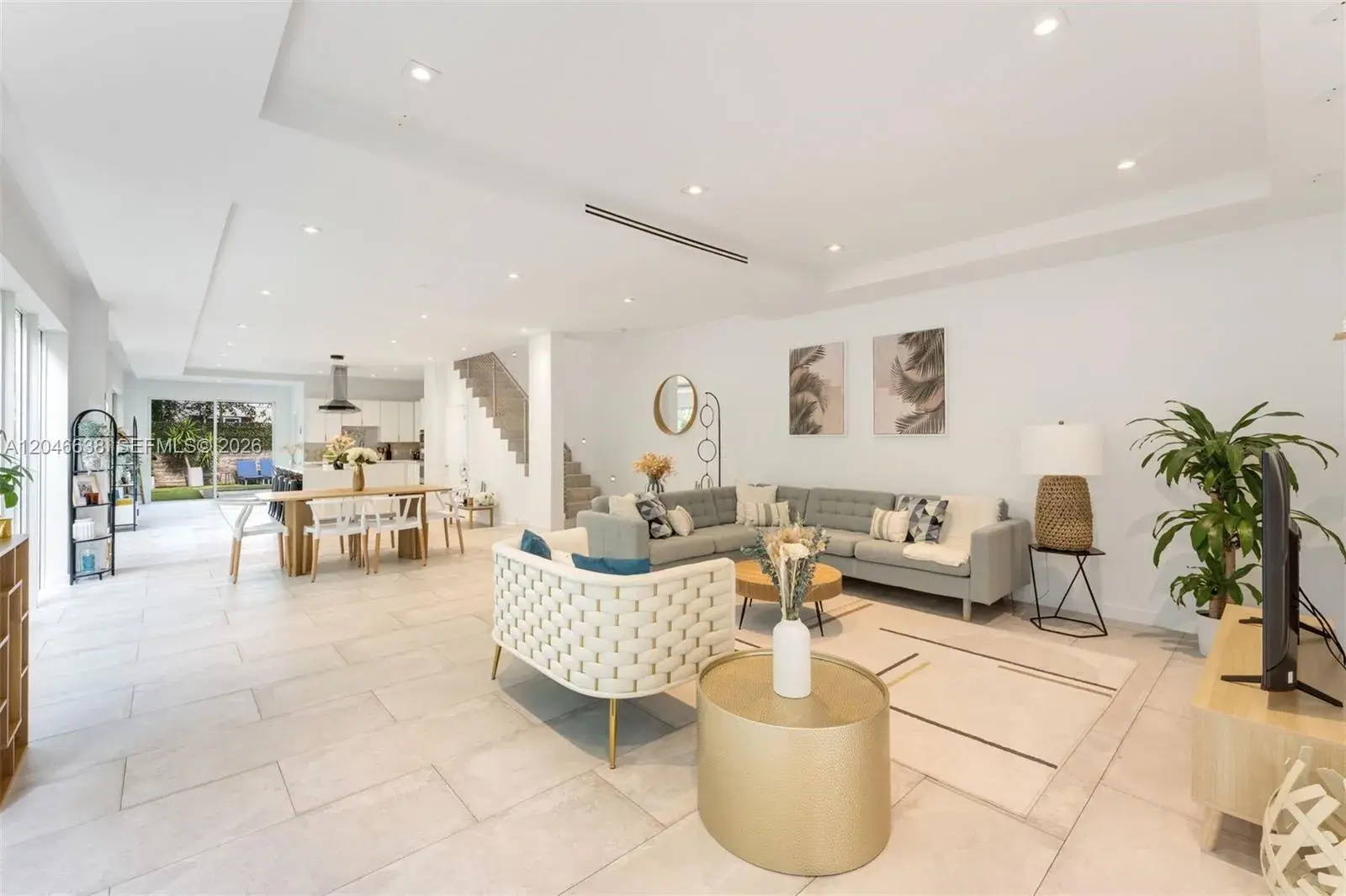 2908 Virginia St # 2908, Miami FL 33133