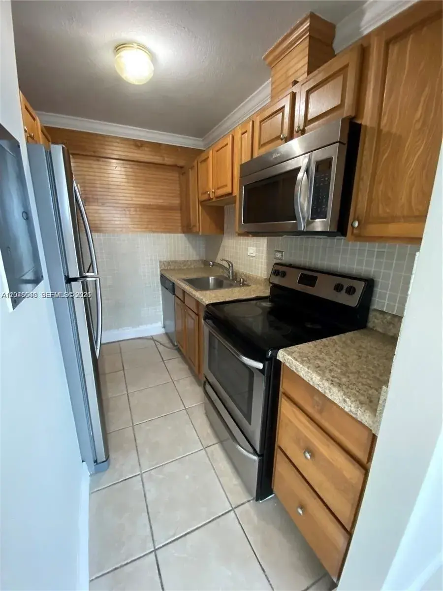 7545 E Treasure Dr # 3I, North Bay Village FL 33141