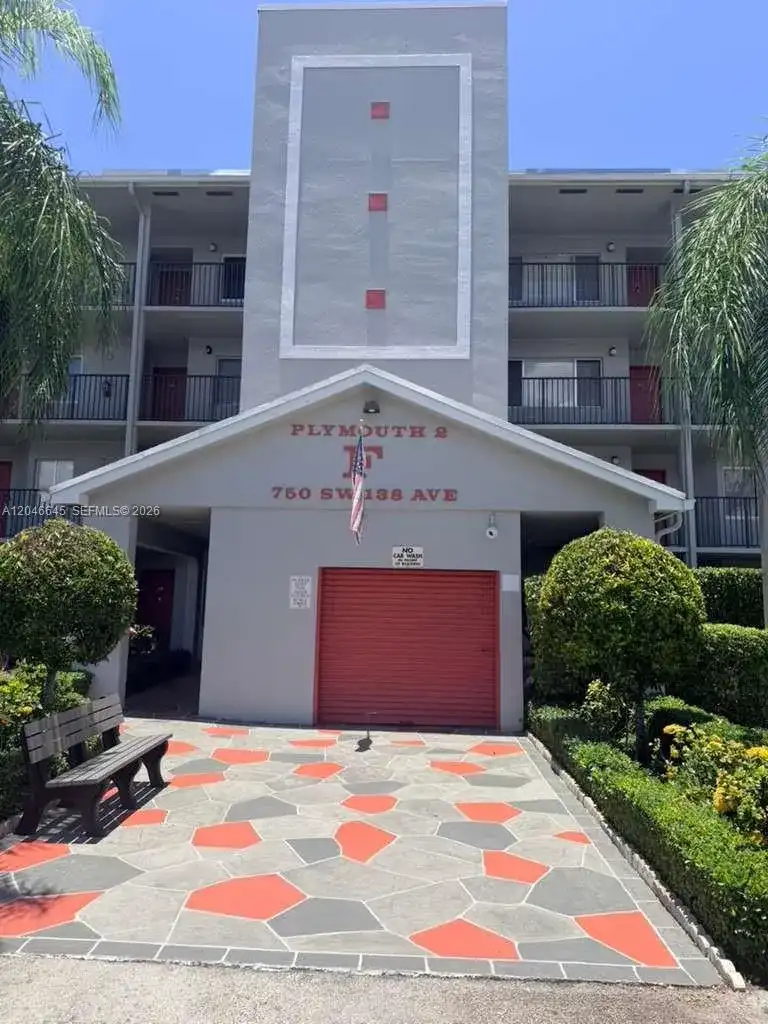 750 SW 138th Ave # 413F, Pembroke Pines FL 33027