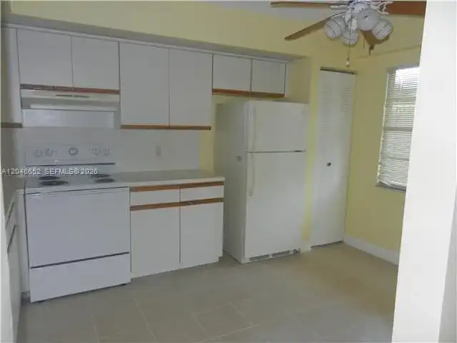 1000 SW 125th Ave # 406N, Pembroke Pines FL 33027 photo 3