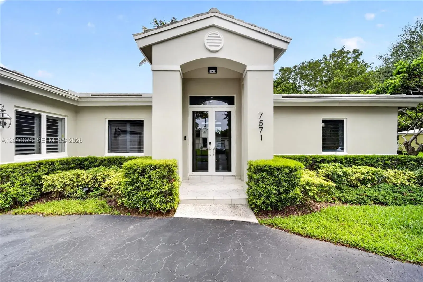 7571 SW 148th Ter, Palmetto Bay FL 33158