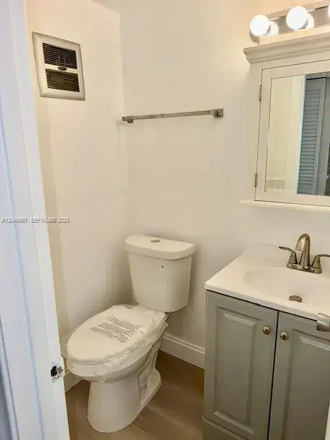 41 Salisbury # B, West Palm Beach FL 33417 photo 4