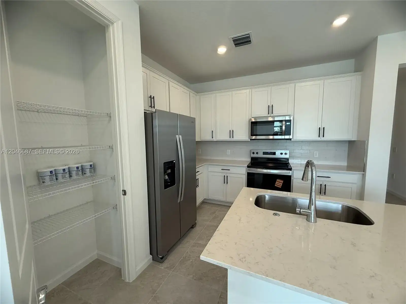4286 Efendi Drive, Lantana FL 33462 photo 3