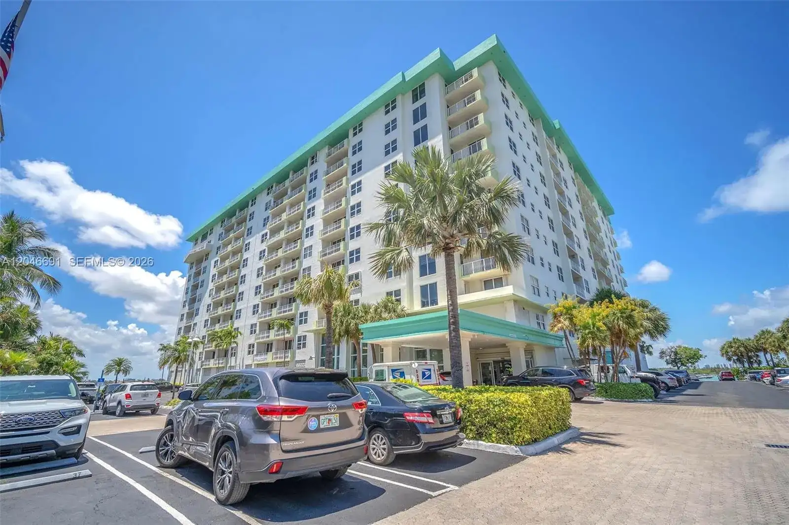 10350 W Bay Harbor Dr # 8F, Bay Harbor Islands FL 33154 photo 2