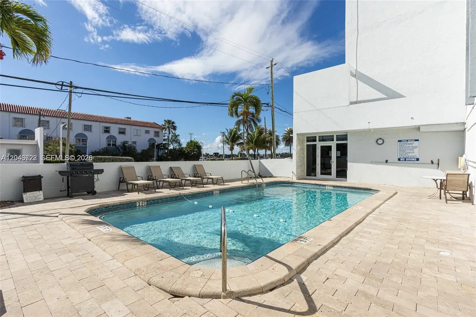 211 S Ocean Dr # 501, Hollywood FL 33019