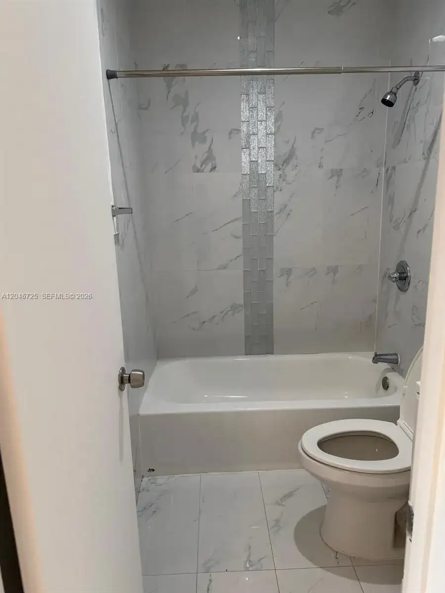 1036 NW 3rd St # 2, Miami FL 33128 photo 5