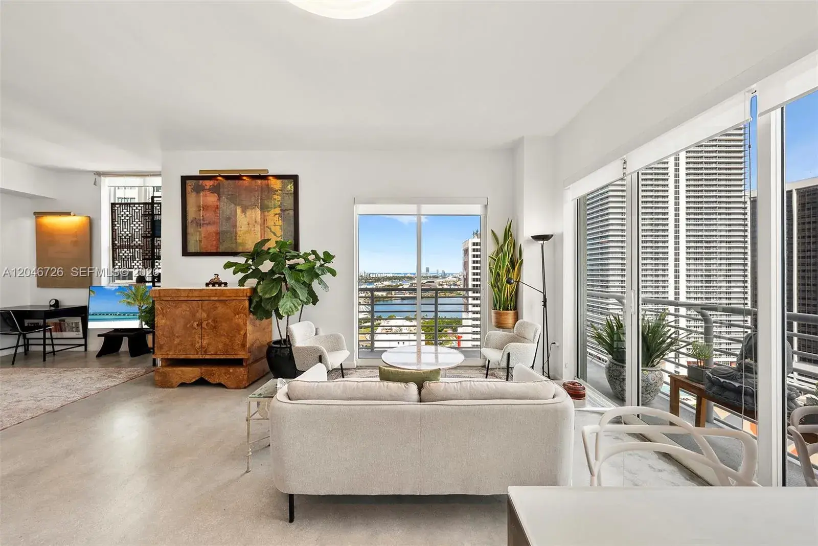133 NE 2nd Ave # 2702, Miami FL 33132