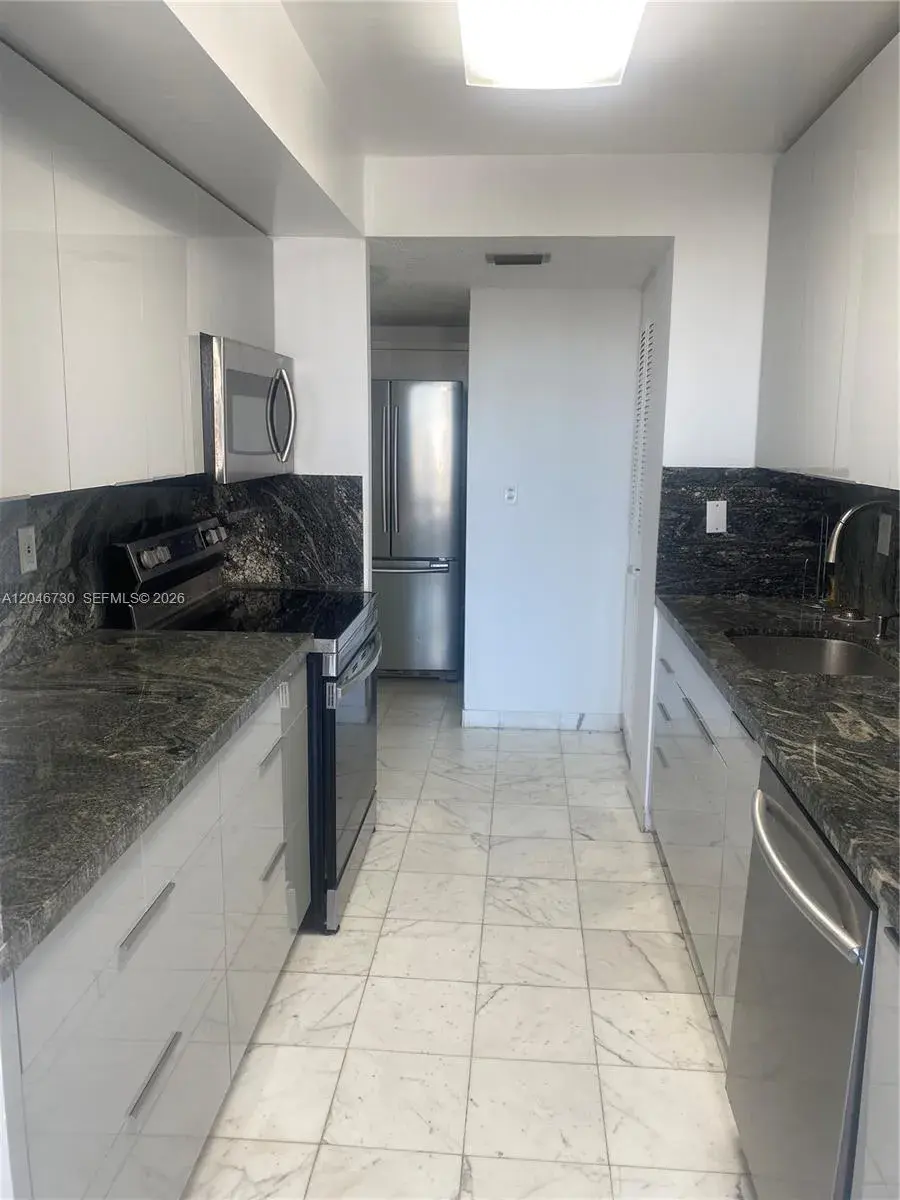 230 174th St # 1206, Sunny Isles Beach FL 33160