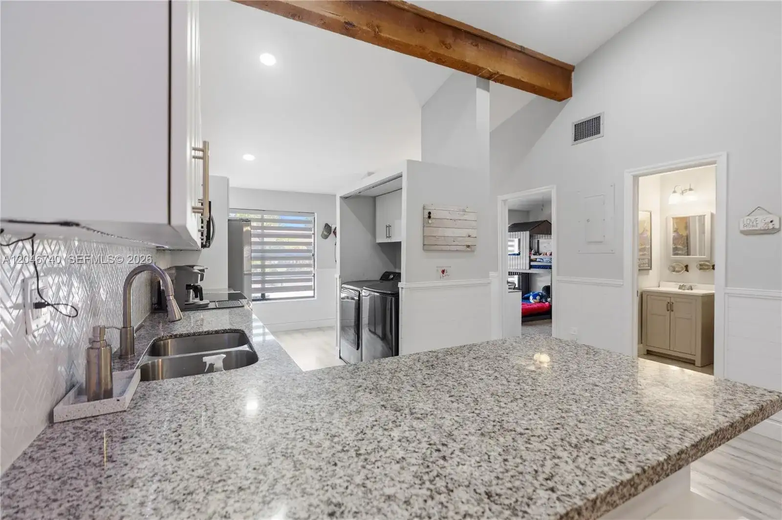 10311 Laurel Ct, Pembroke Pines FL 33026 photo 5