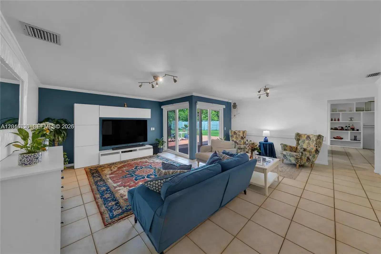 14630 SW 147th Ct, Miami FL 33196 photo 2