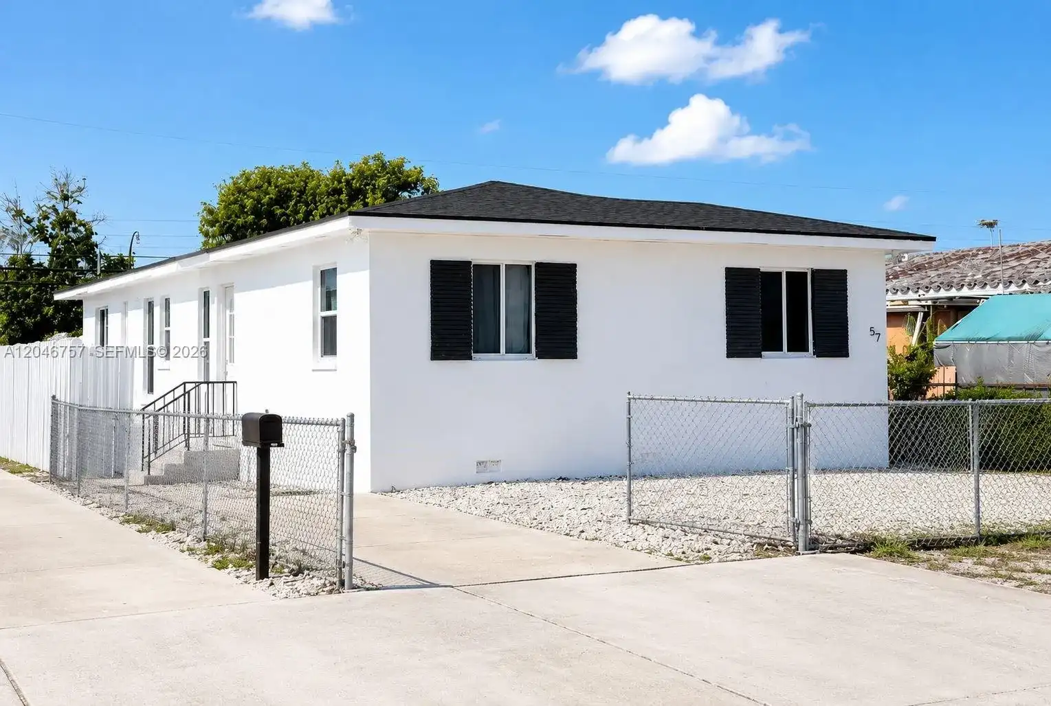59 E 10th St # 1, Hialeah FL 33010