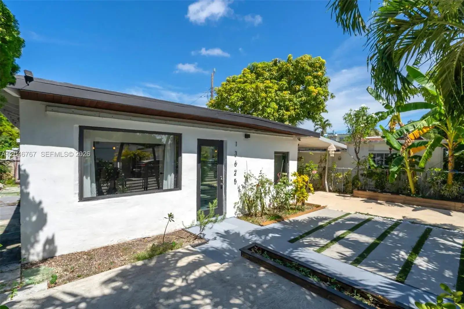 13625 NE 20th Pl, North Miami Beach FL 33181 photo 3