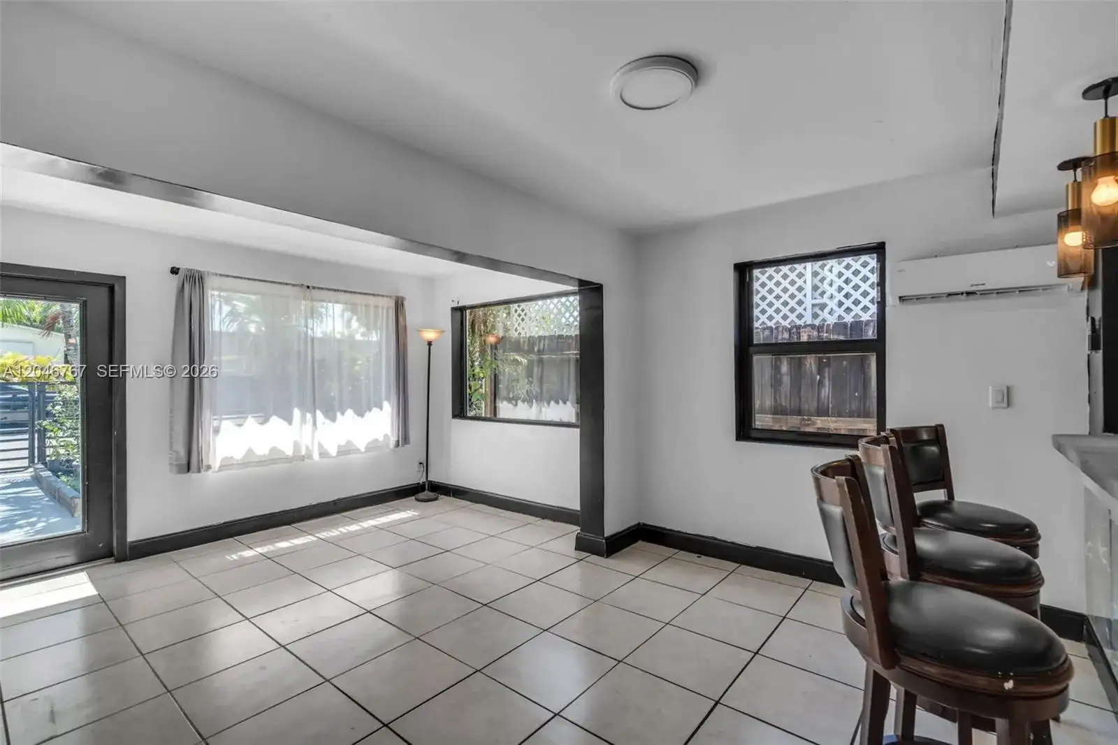 13625 NE 20th Pl, North Miami Beach FL 33181 photo 5