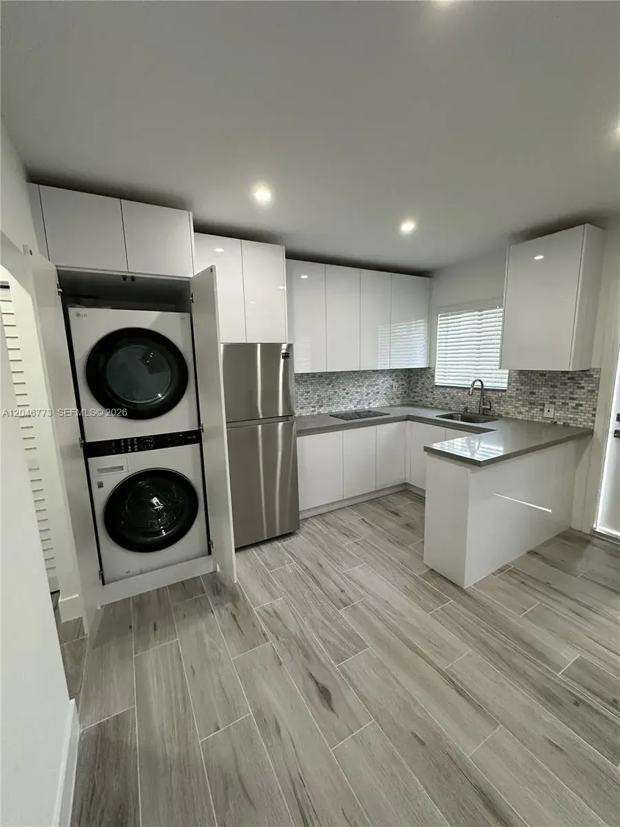 551 SW 57th Ave # 2, Miami FL 33144
