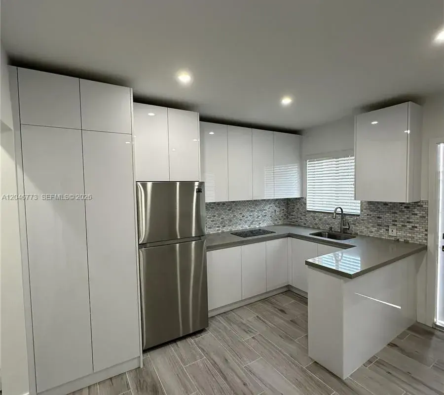 551 SW 57th Ave # 2, Miami FL 33144