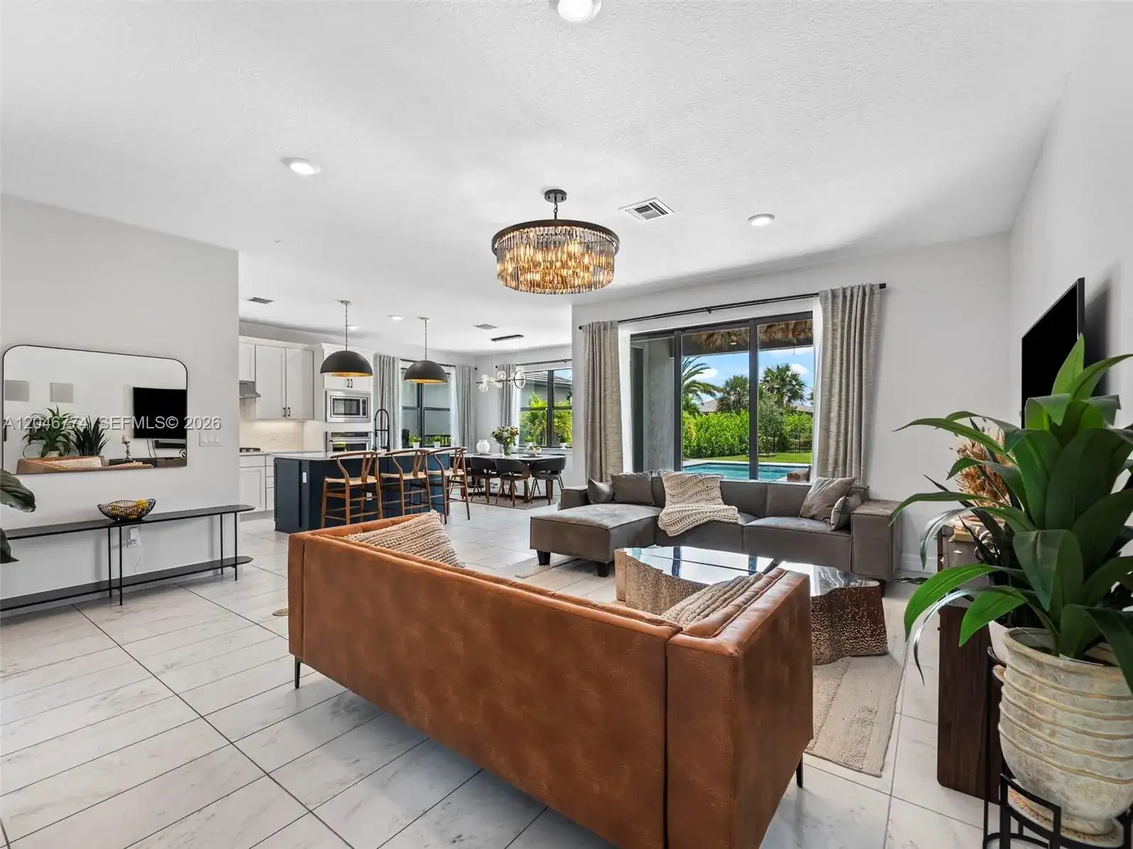 4482 Silverwood Ln S, Oakland Park FL 33309 photo 4