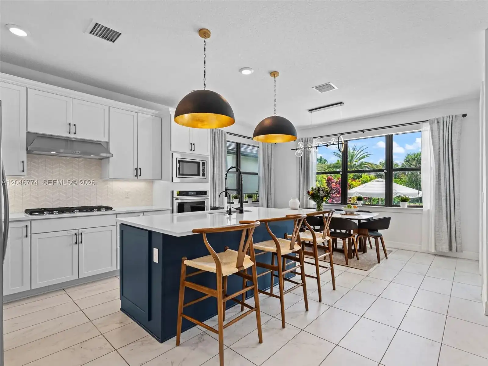 4482 Silverwood Ln S, Oakland Park FL 33309 photo 5
