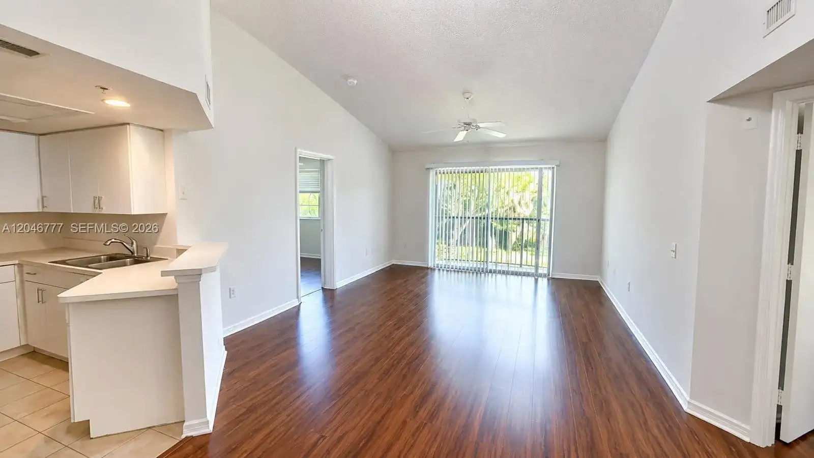 4163 N Haverhill Rd # 1219, West Palm Beach FL 33417 photo 2