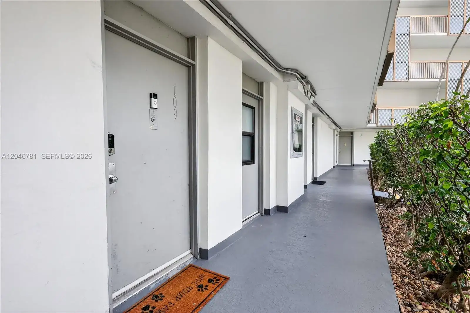 3401 N Country Club Dr # 109, Aventura FL 33180 photo 4