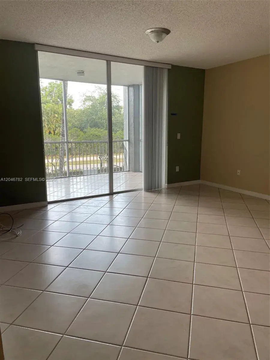 9725 NW 52nd St # 210, Doral FL 33178