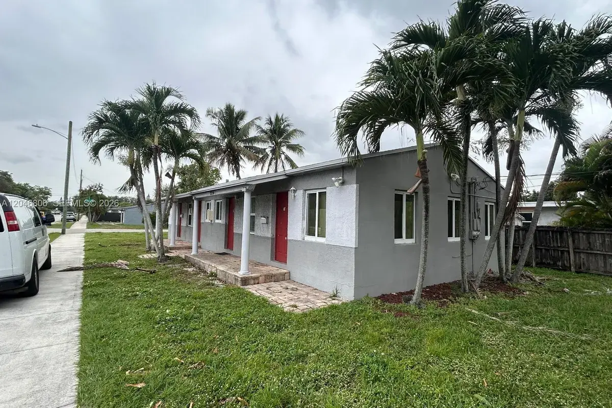 2214 N 25th Ave # 22161, Hollywood FL 33020