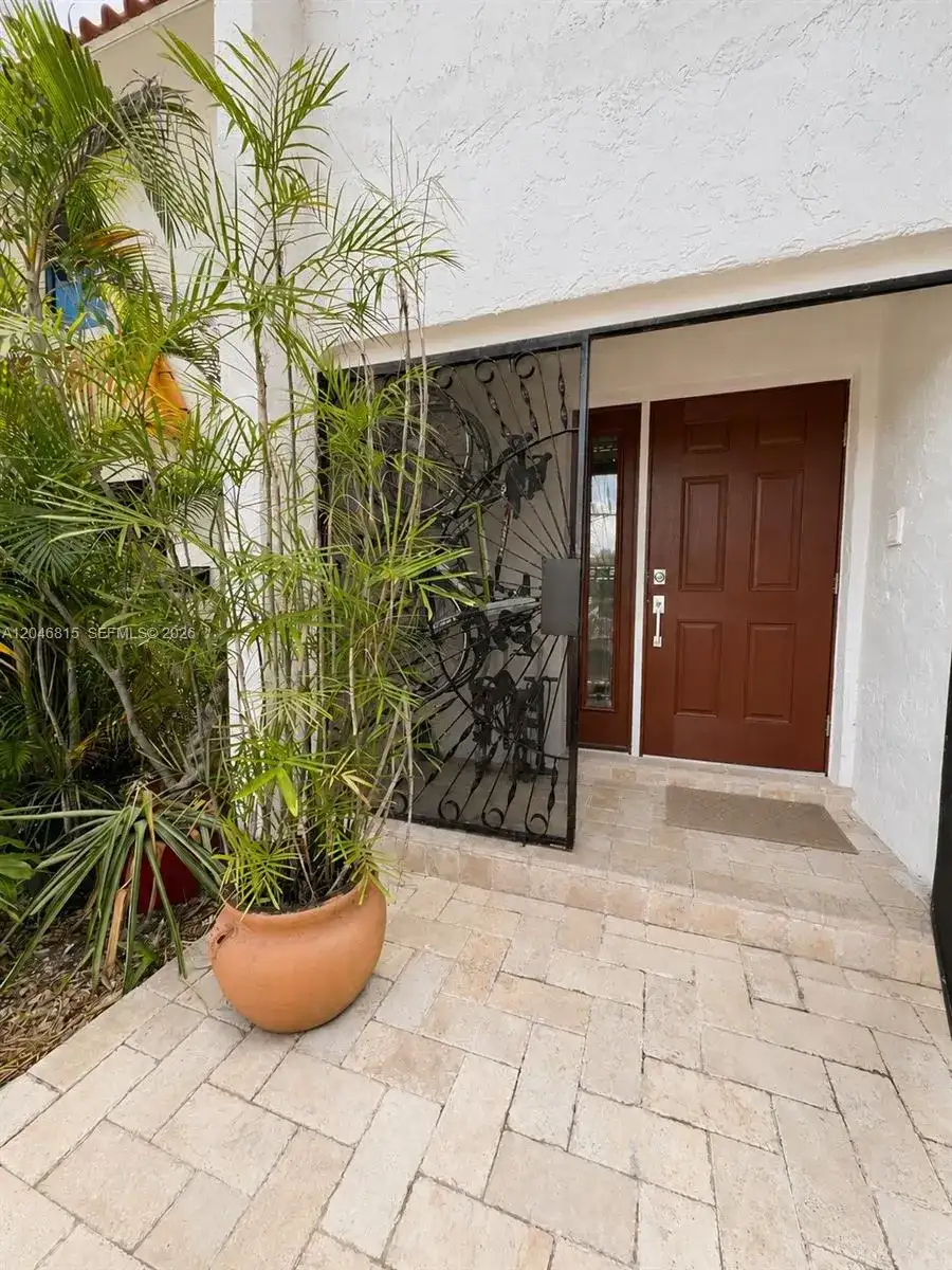 1540 NE 105 street, Miami Shores FL 33138 photo 4