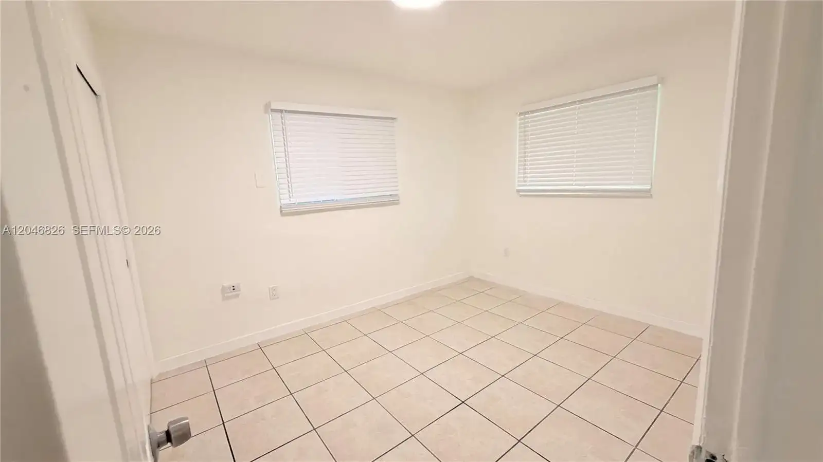2540 NE 181st St # 2542, North Miami Beach FL 33160 photo 5