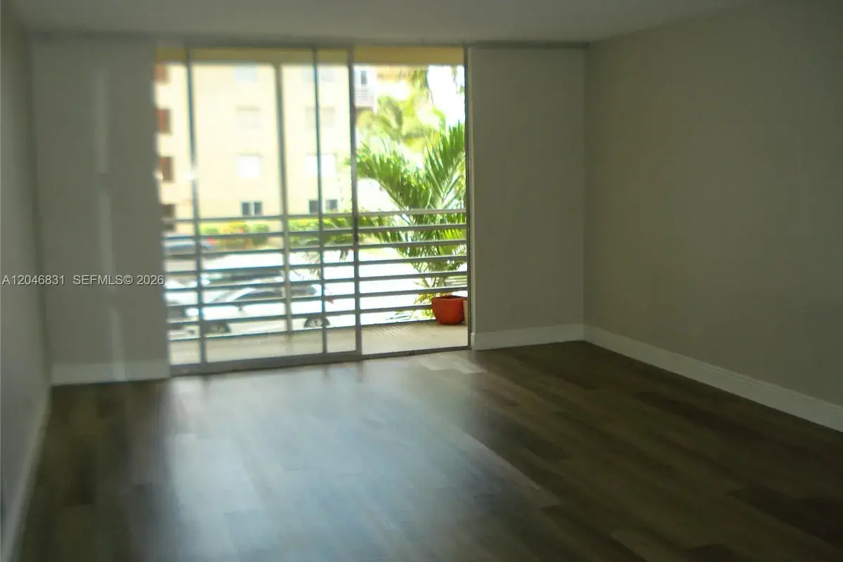 408 NW 68th Ave # 209, Plantation FL 33317