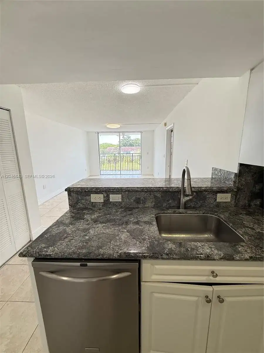 14155 SW 87th St # E410, Miami FL 33183 photo 3
